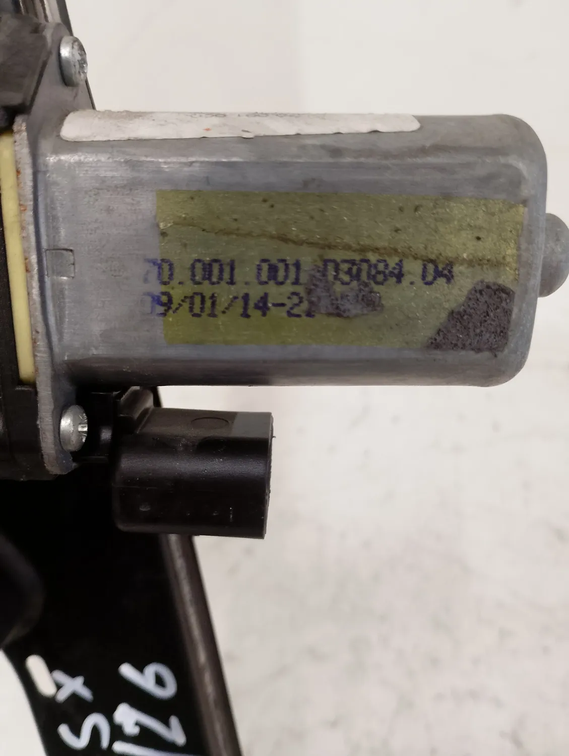 Motorino alzavetro ant. sinistro Fiat Punto (2013 – 2017) 55 KW 51895385 199A9000