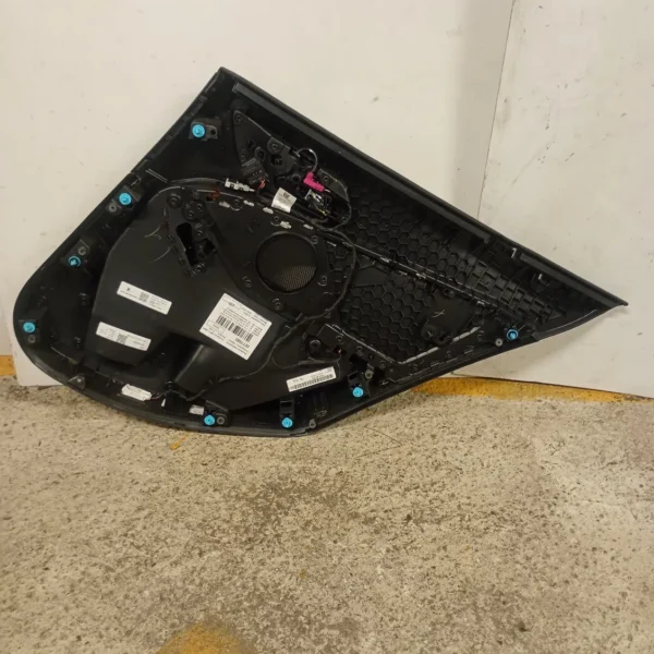 Pannello interno porta posteriore sinistro Bmw Serie 1 (2019 – 2024) 2.0 110 KW diesel 51429893847 B47C20B