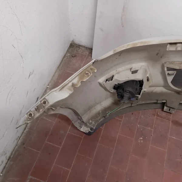 Paraurti anteriore Ford Fiesta (2005 – 2008) 1.2 55 KW benzina 1385164 FUJA