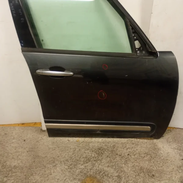 Porta anteriore destra Fiat 500l (2012 – 2018) 1.3 62 KW diesel 1689787780 199B4000