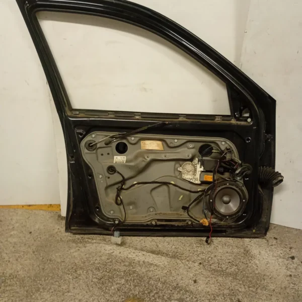 Porta anteriore sinistra Volkswagen Golf (1997 – 2006) 1.9 74 KW diesel 1J4831055H ATD