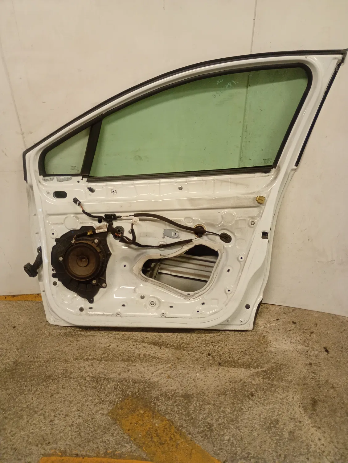 Porta anteriore destra Renault Clio 4a Serie (2012 – 2016) 1.1 54 KW 801008302R D4F P7