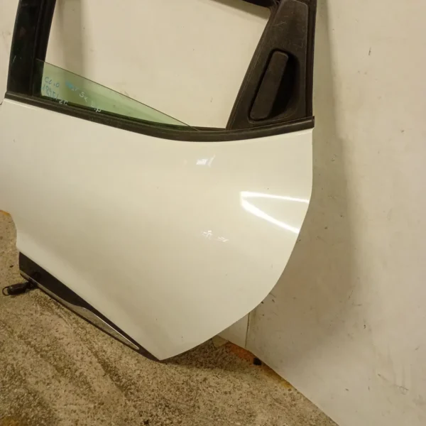 Porta posteriore sinistra Renault Clio 4a Serie (2012 – 2016) 1.1 54 KW D4F P7