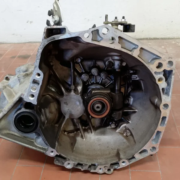 Cambio completo Toyota Aygo 2a Serie (2018 – oggi) 1.0 53 KW benzina 303000H060 1KR
