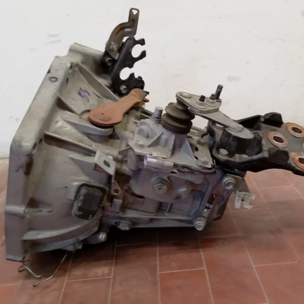 Cambio completo Toyota Aygo 2a Serie (2018 – oggi) 1.0 53 KW benzina 303000H060 1KR