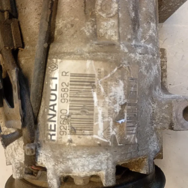 Compressore a/c Renault Clio 4a Serie (2012 – 2016) 1.1 54 KW benzina 926009582R D4F D7