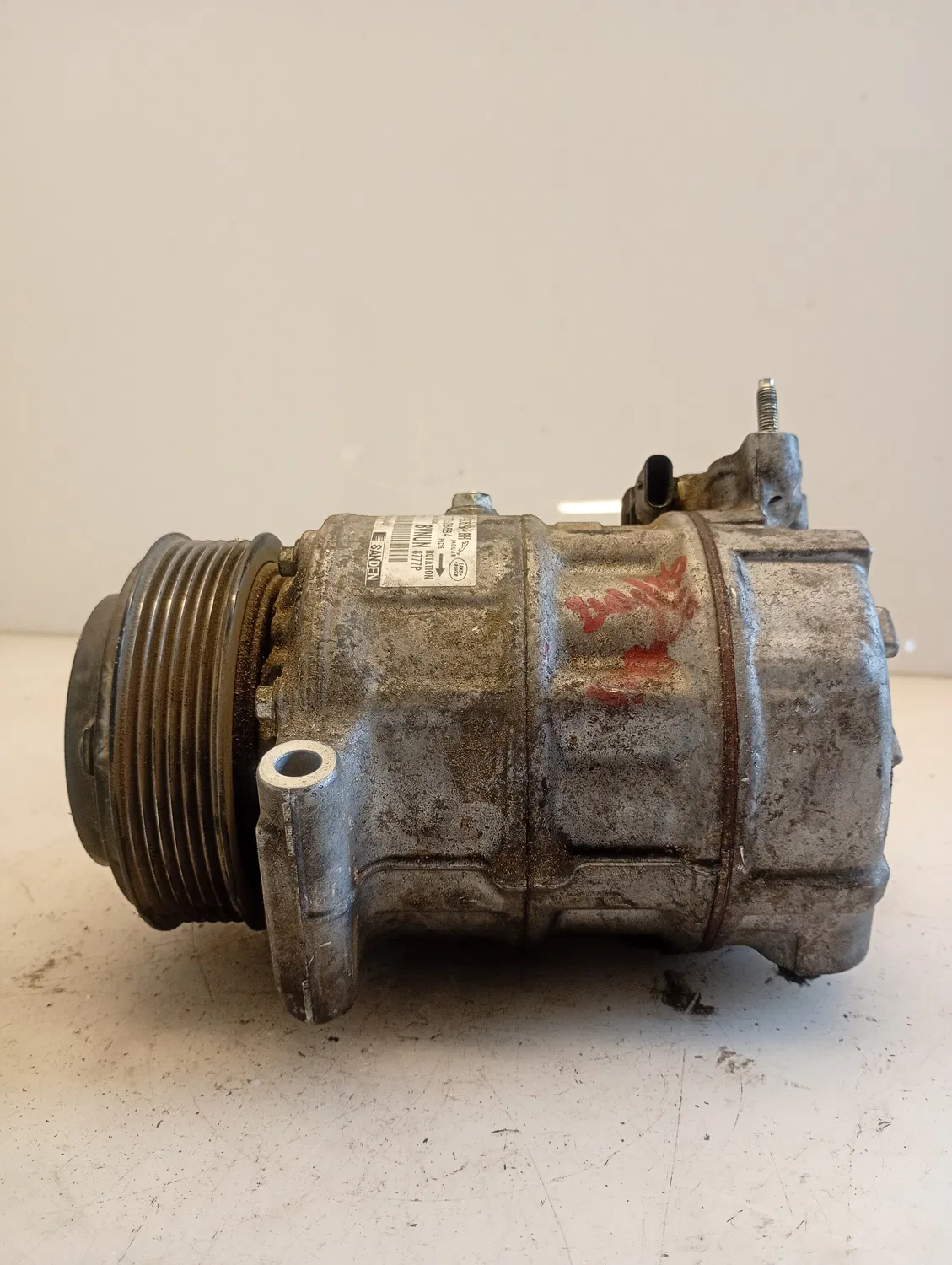 Compressore a/c Jaguar E-pace 4×4 (2017 – 2021) 2.0 110 KW diesel C2D56291 204DTD