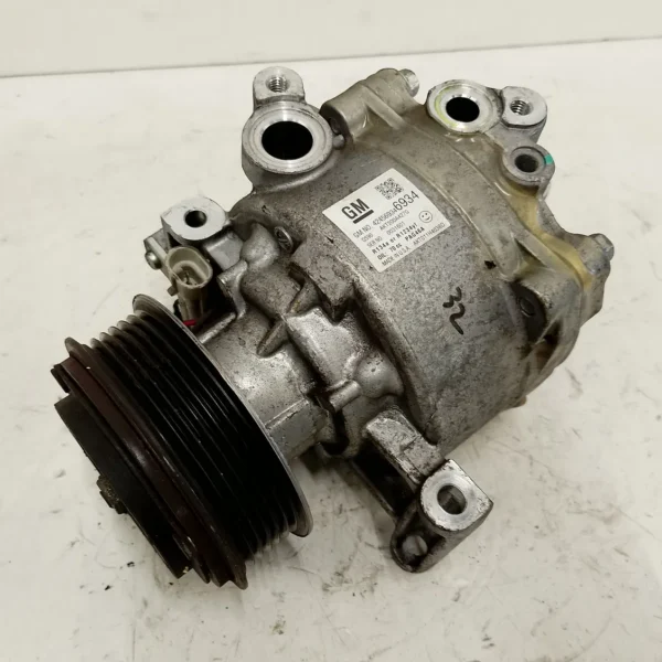 Compressore a/c Opel Mokka X (2016 – oggi) 1.6 81 KW diesel 95523489 B16DTU