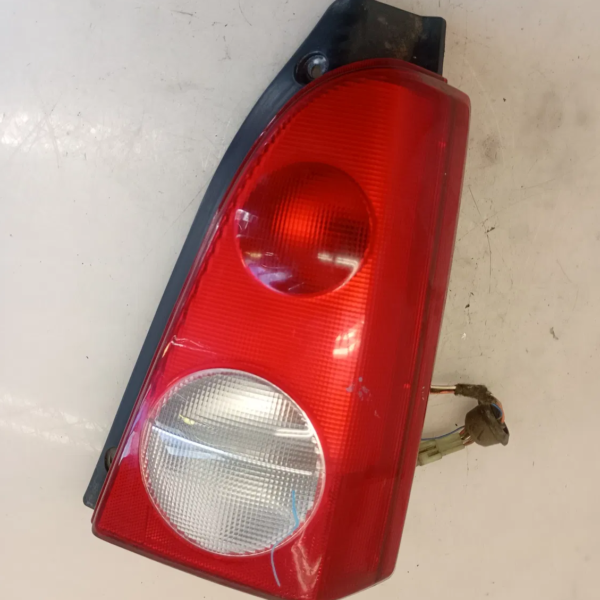 Faro posteriore destro Opel Agila (2000 – 2004) 1.2 55 KW benzina 9209545 Z12XE