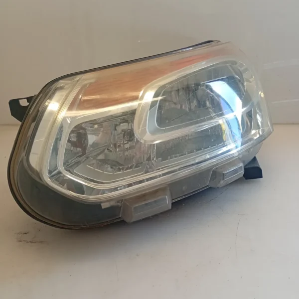 Faro ant. sinistro Citroen C3 Picasso (2009 – 2018) 1.6 66 KW diesel 6208N5 9HX