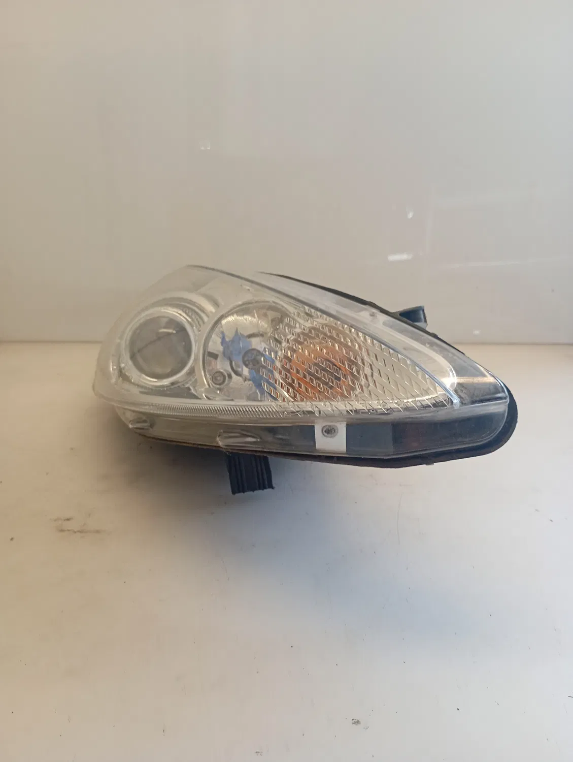 Faro ant. destro Ford Fiesta (2008 – 2013) 1.4 50 KW diesel 1740029 F6JD