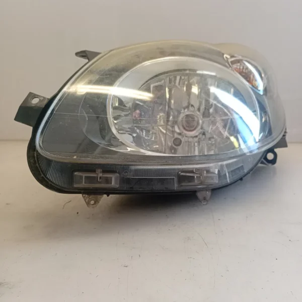 Faro ant. sinistro Renault Twingo 2a Serie (2007 – 2012) 1.1 56 KW benzina 7701063997 D4F J7