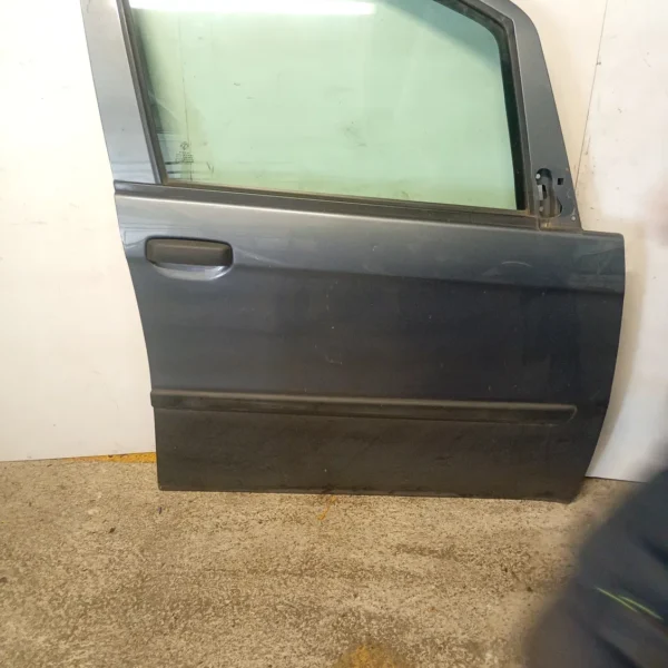 Porta anteriore destra Fiat Idea (2003 – 2010) 1.4 70 KW benzina 46828896 843A1000