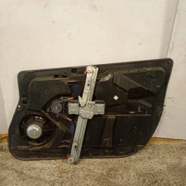 Pannello interno porta anteriore sinistro Ford Fiesta (2008 – 2013) 1.4 50 KW diesel 1763615 F6JD