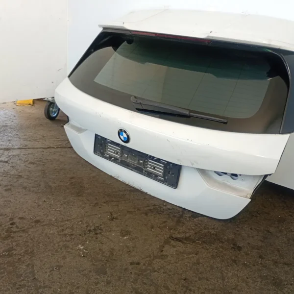 Portellone post. Bmw Serie 1 (2019 – 2024) 2.0 110 KW diesel 41009627390 B47C20B
