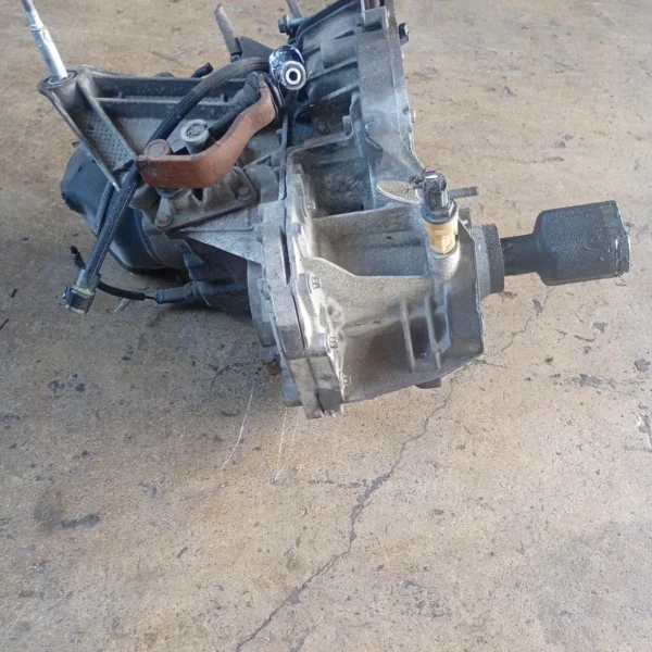 Cambio completo Dacia Sandero (2008 – 2013) 1.4 55 KW 6001547276 K7J A7