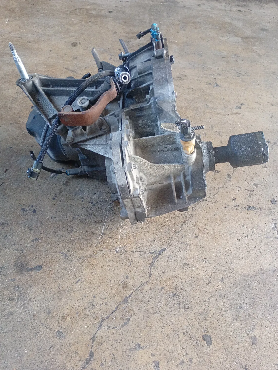 Cambio completo Dacia Sandero (2008 – 2013) 1.4 55 KW 6001547276 K7J A7