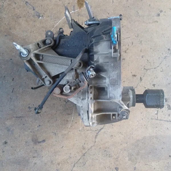 Cambio completo Dacia Sandero (2008 – 2013) 1.4 55 KW 6001547276 K7J A7