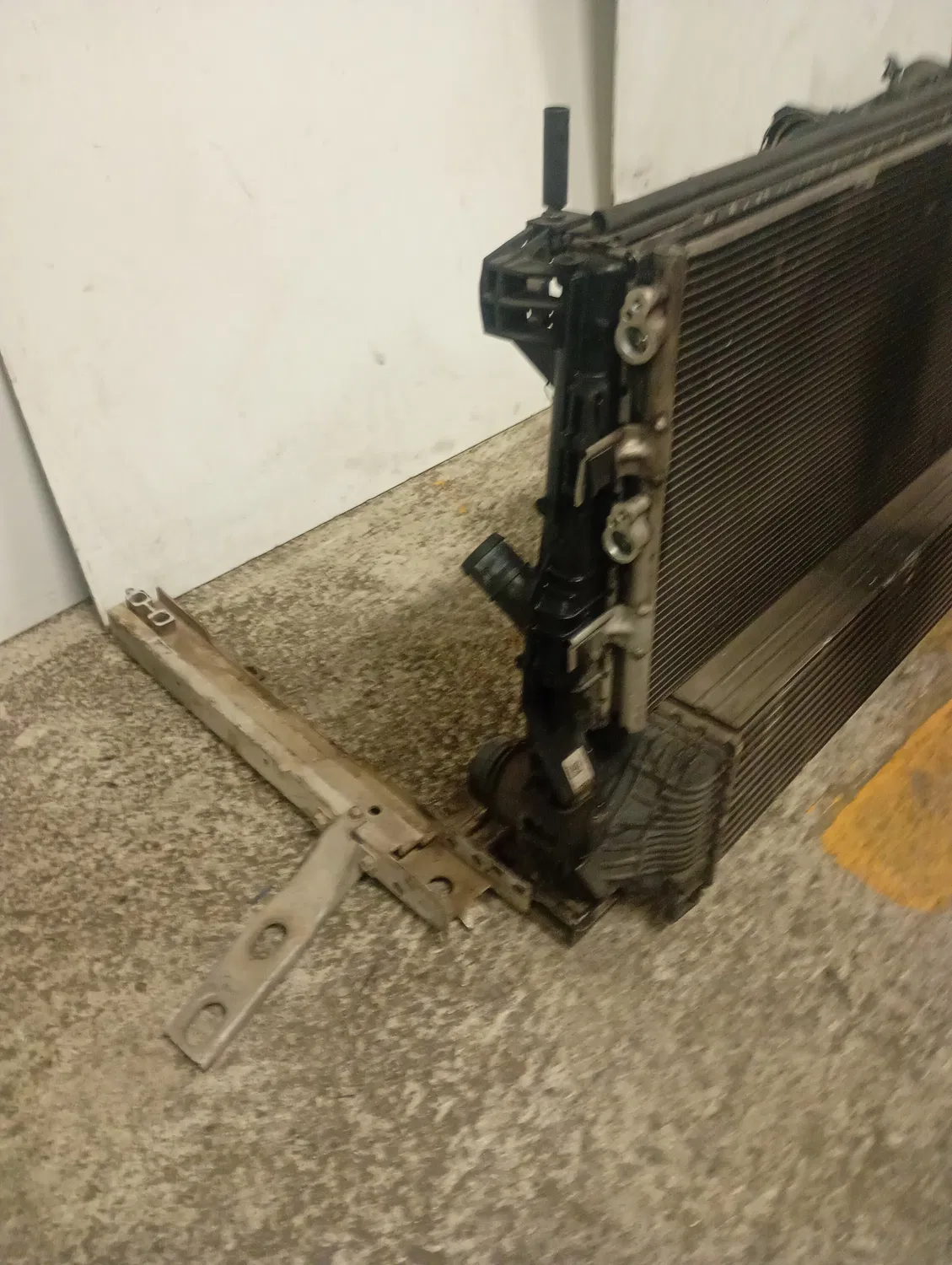 Radiatore a/c Mini Mini (2014 – 2021) 1.5 70 KW diesel 64509271204 B37C15A