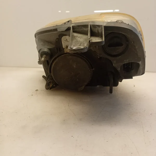 Faro ant. destro Fiat Fiorino (2007 – 2016) 1.3 55 KW diesel 1353197080 199A2000