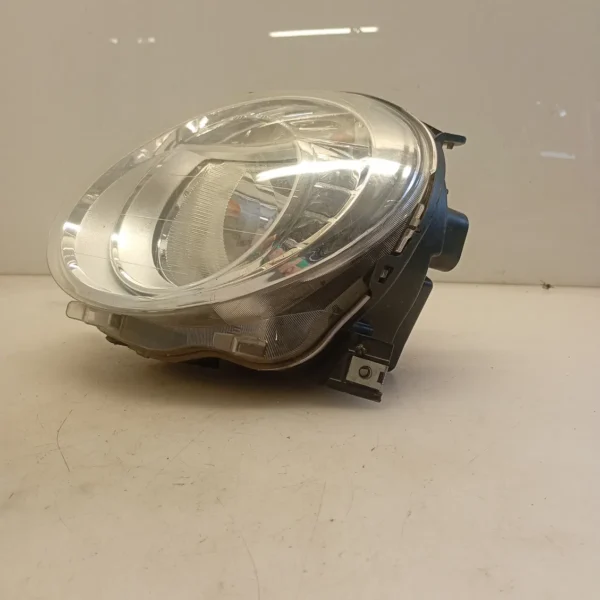 Faro ant. sinistro Fiat 500 (2007 – 2015) 1.2 51 KW benzina 51787492 169A4000