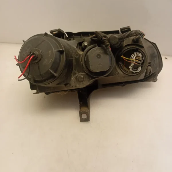 Faro ant. sinistro Alfa Romeo Brera (2005 – 2010) 2.4 147 KW diesel 60682089 939A3000