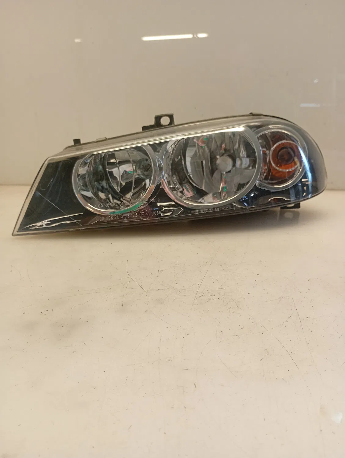 Faro ant. sinistro Alfa Romeo 156 (2003 – 2006) 1.9 85 KW diesel 60695646 937A2000