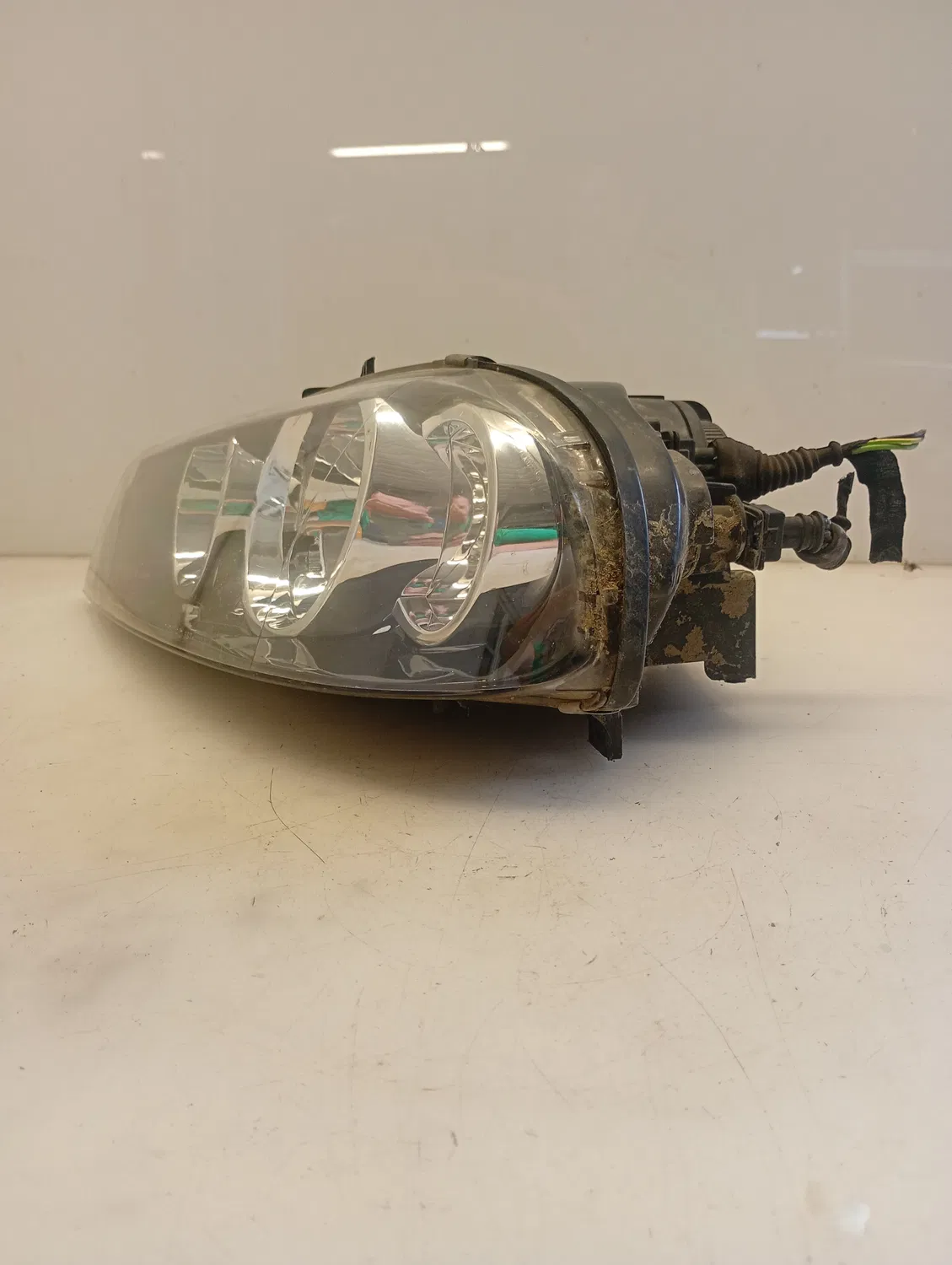 Faro ant. sinistro Alfa Romeo 156 (2003 – 2006) 1.9 85 KW diesel 60695646 937A2000