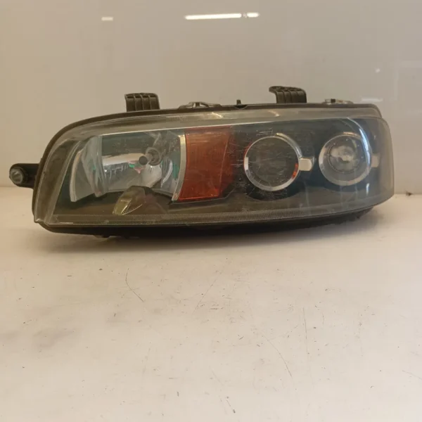 Faro ant. sinistro Fiat Punto (1999 – 2005) 1.2 44 KW benzina 51712396 188A4000