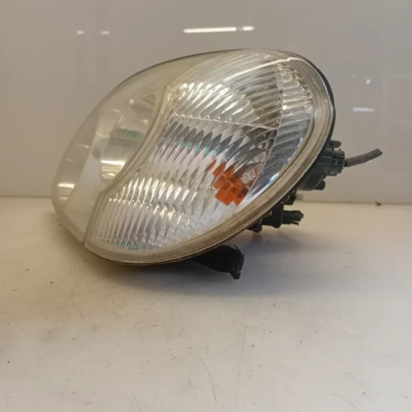 Faro ant. sinistro Hyundai Terracan (2001 – 2007) 2.9 110 KW diesel 92101H1010 J3