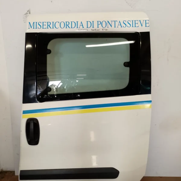 Porta carico laterale scorrevole sinistra Fiat Doblo’ (2009 – 2015) 1.6 66 KW diesel 263A4000