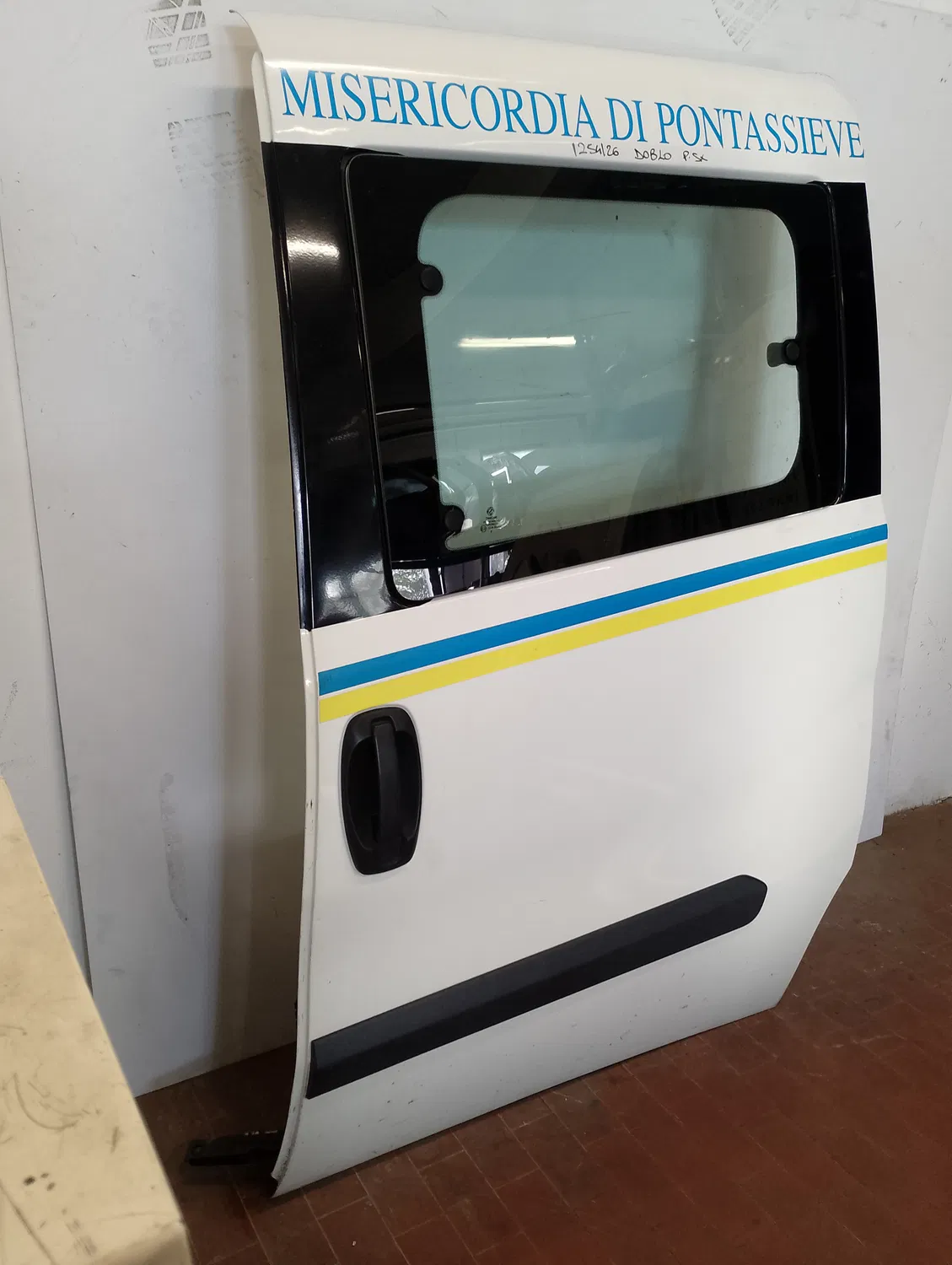Porta carico laterale scorrevole sinistra Fiat Doblo’ (2009 – 2015) 1.6 66 KW diesel 263A4000