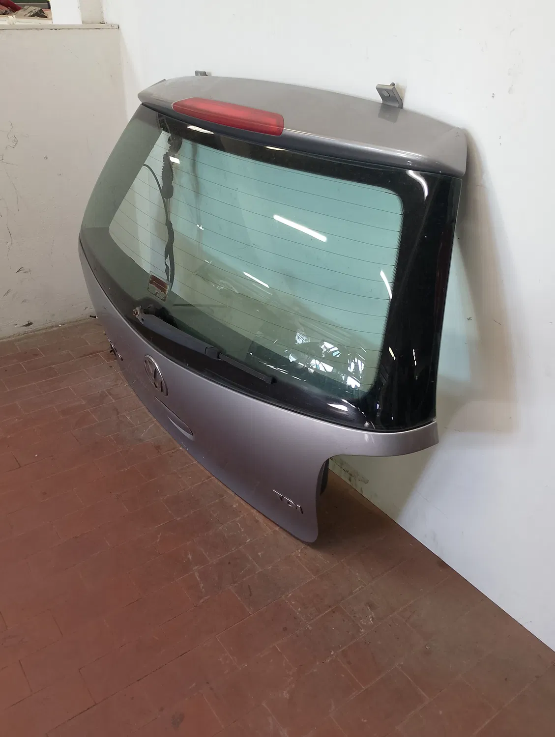 Portellone post. Volkswagen Polo (2005 – oggi) 1.4 51 KW diesel 6Q6827025T BNM