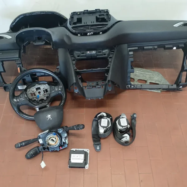 kit airbag Peugeot 208 (2015 – 2020) 1.2 81 KW benzina HN01