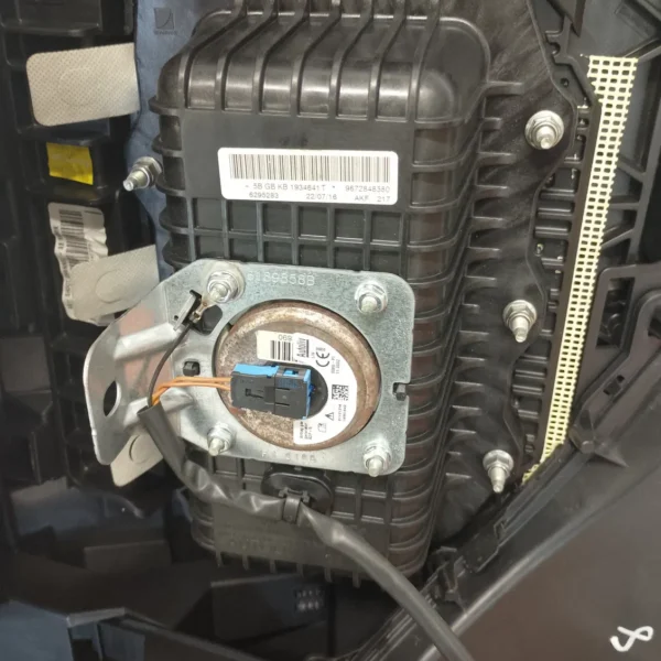 kit airbag Peugeot 208 (2015 – 2020) 1.2 81 KW benzina HN01
