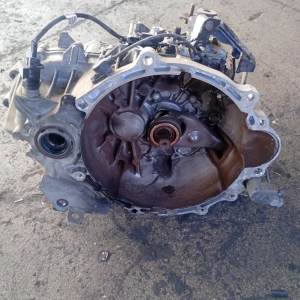 Cambio completo Kia Rio 3a Serie (2011 – 2015) 1.1 55 KW diesel 4300026340 D3FA