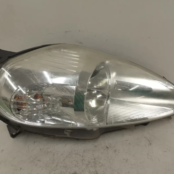 Faro ant. destro Fiat Grande Punto (2005 – 2008) 1.2 48 KW benzina 51840989 199A4000
