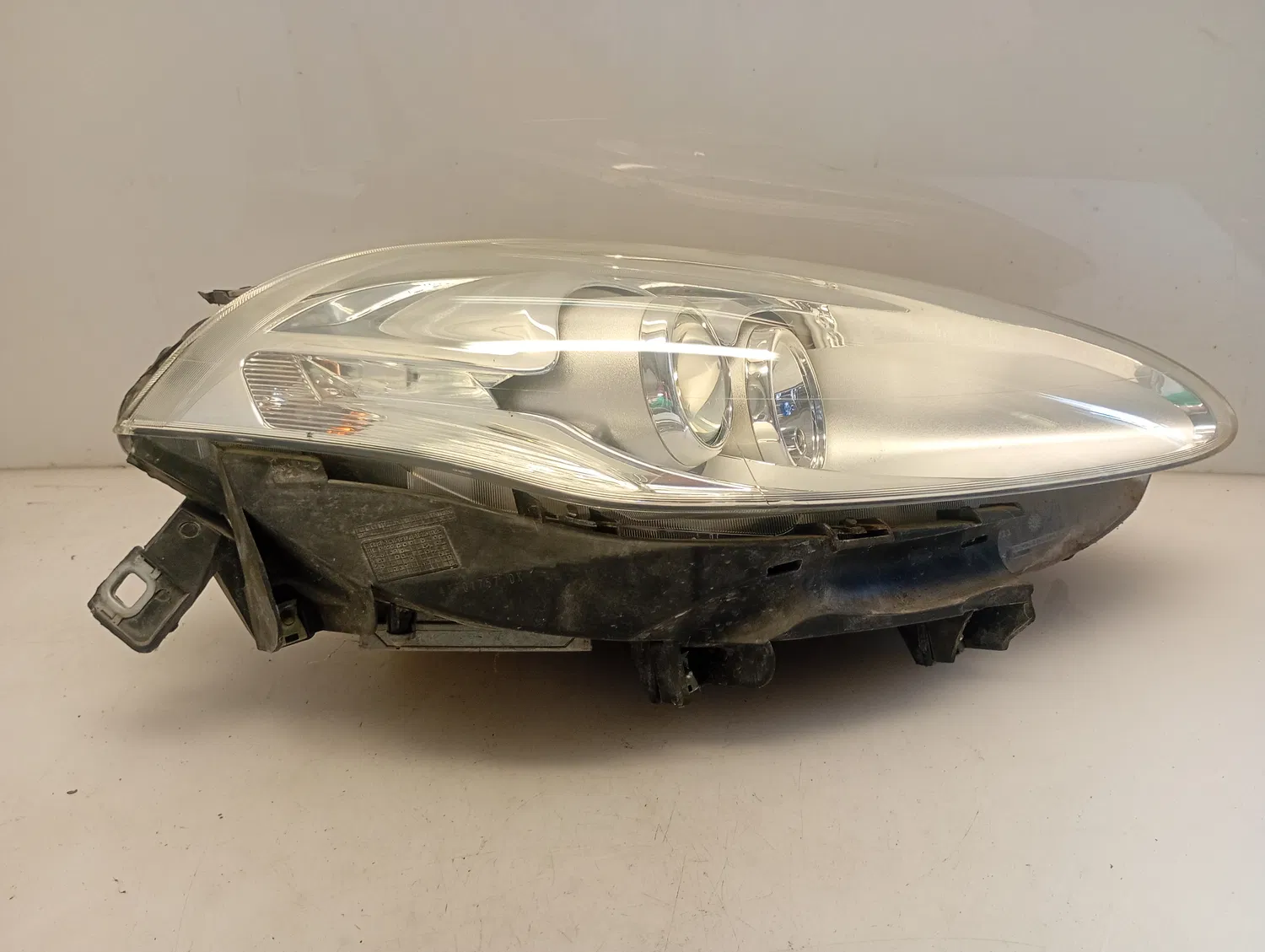 Faro ant. destro Fiat Bravo (2007 – 2010) 1.9 110 KW diesel 51757534 937A5000