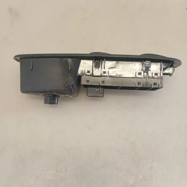 Pulsantiera ant. sinistra Fiat 500l (2012 – 2018) 1.3 70 KW diesel 330A1000
