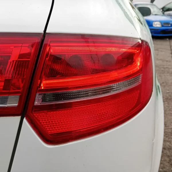 Faro posteriore est. destro Audi A3 (2010 – 2013) 1.6 77 KW diesel 8P4945096E CAY