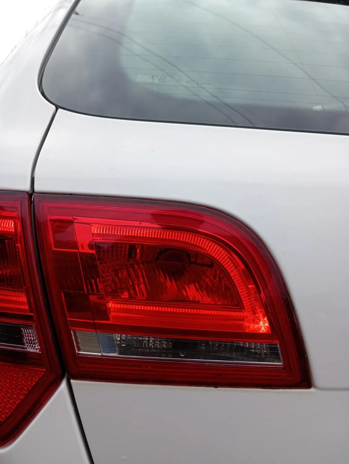 Faro posteriore int. sinistro Audi A3 (2010 – 2013) 1.6 77 KW diesel 8P4945093D CAY
