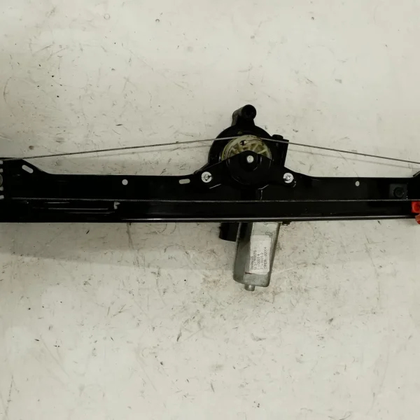Motorino alzavetro ant. destro Fiat Grande Punto (2005 – 2008) 1.3 66 KW diesel 51895384 199A3000