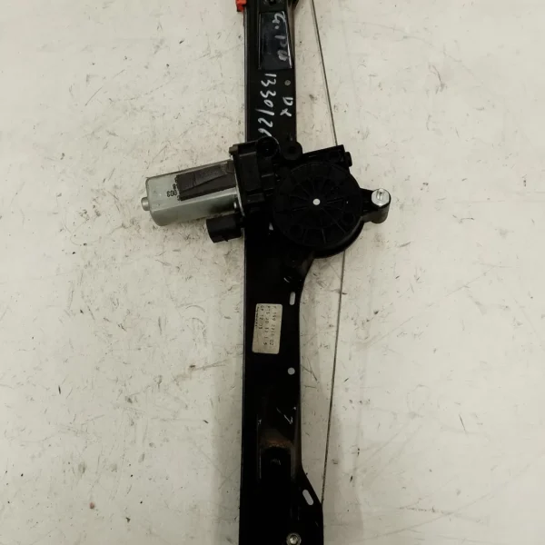 Motorino alzavetro ant. destro Fiat Grande Punto (2005 – 2008) 1.3 66 KW diesel 51895384 199A3000