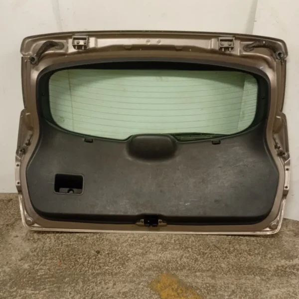 Portellone post. Nissan Qashqai (2007 – 2010) 2.0 110 KW diesel K0100BR0MB M9R