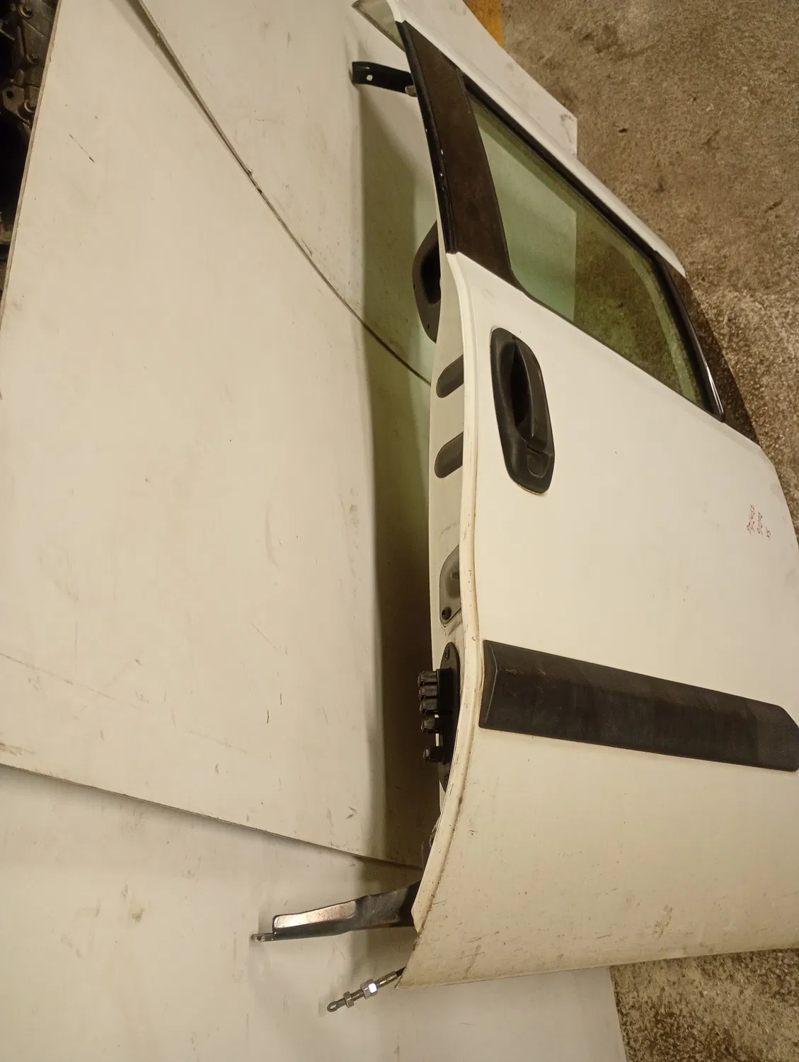 Porta scorrevole post. sinistra Fiat Doblo’ (2009 – 2015) 1.6 77 KW diesel 198A3000