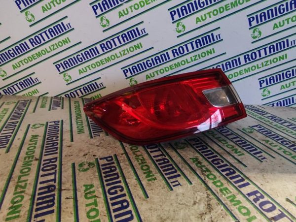 Faro Posteriore Sinistro Renault Clio 2016