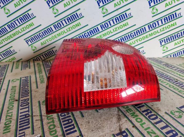 Faro Posteriore Destro Volkswagen Polo 2002