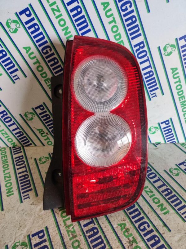 Faro Posteriore Destro Nissan Micra K12 2005