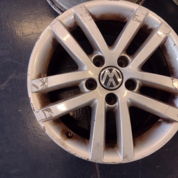 4 Cerchi in Lega Volkswagen Golf VI 16″