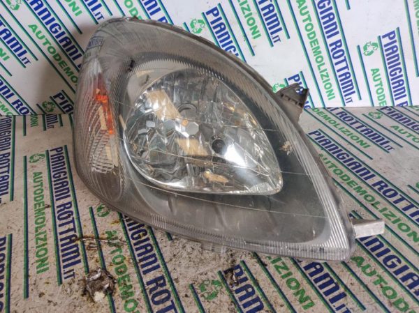 Faro Anteriore Destro Toyota Yaris 2001